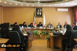 جلسه مدیران گروه و اساتید راهنما در پردیس فاطمه الزهرا(س) برگزار شد.