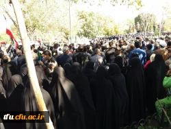 حضور دانشجومعلمان پردیس فاطمه الزهرا(س)در مراسم تشییع شهید مدافع حرم وحید فرهنگی والا