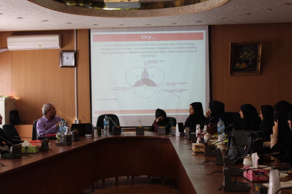 به مناسبت هفته کیفیت آموزش در پردیس فاطمه الزهرا(س) صورت گرفت.