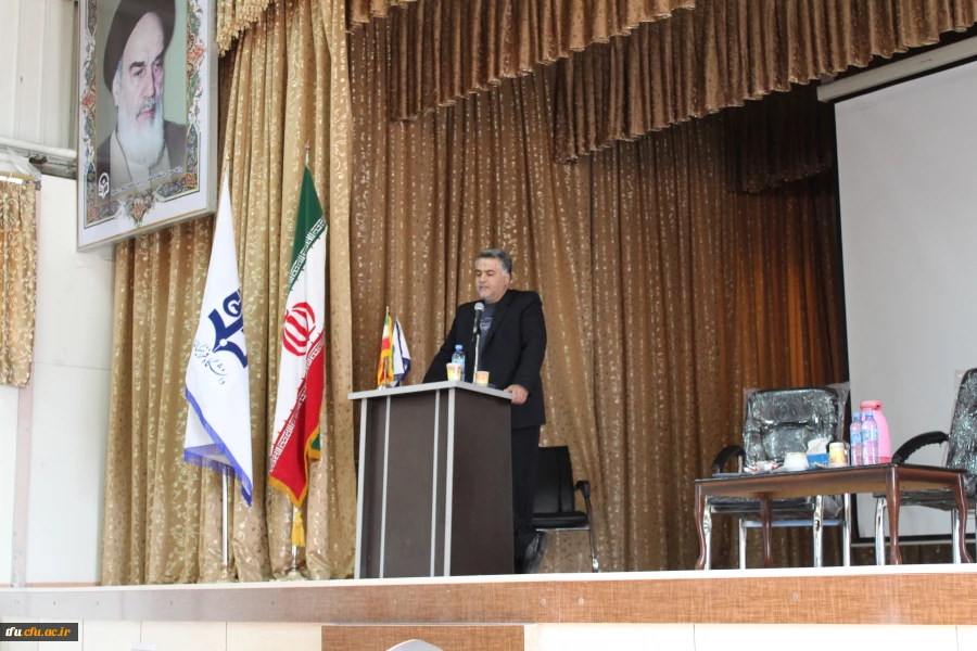 با همکاری هسته گزینش استان مراسم توجیهی برای دانشجومعلمان پردیس فاطمه الزهرا(س) برگزار شد.