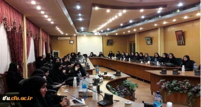 کارگاه  ارتباطات در فضای مجازی در پردیس فاطمه الزهرا(س) برگزار شد.