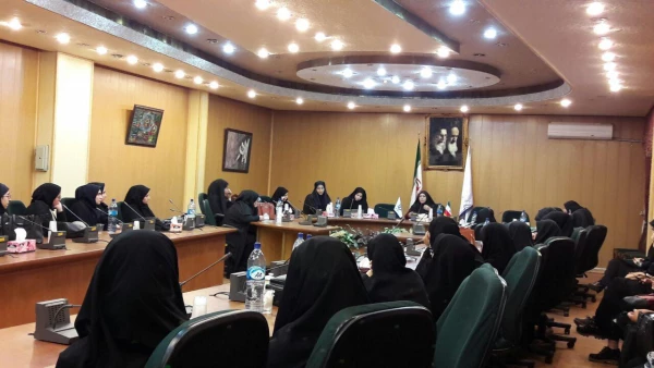 کارگاه  ارتباطات در فضای مجازی در پردیس فاطمه الزهرا(س) برگزار شد.