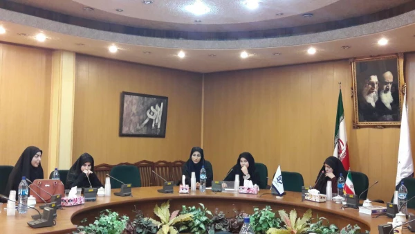 کارگاه  ارتباطات در فضای مجازی در پردیس فاطمه الزهرا(س) برگزار شد.