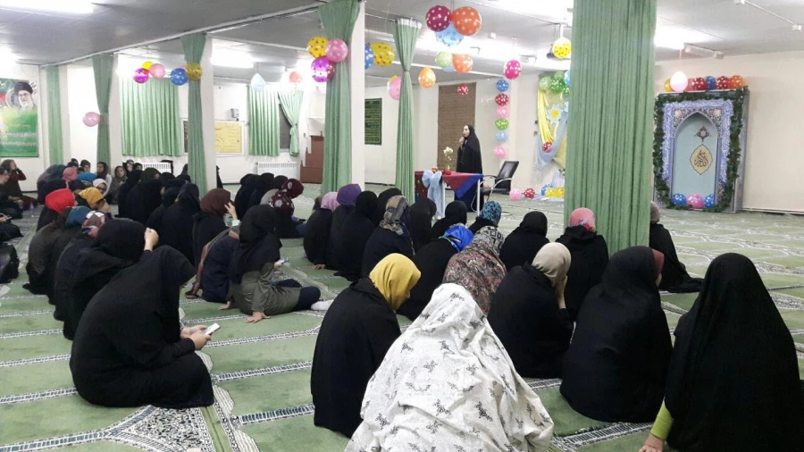 در پردیس فاطمه الزهرا(س) تبریز جشن میلاد پیامبر اعظم (ص) برگزار شد.