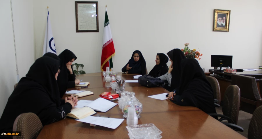 جلسه توجیهی مشاوران مرکز مشاوره و سلامت دانشجویی 14 آذر سال جاری برگزار گردید.  2