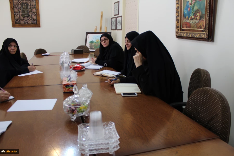 جلسه توجیهی مشاوران مرکز مشاوره و سلامت دانشجویی 14 آذر سال جاری برگزار گردید.