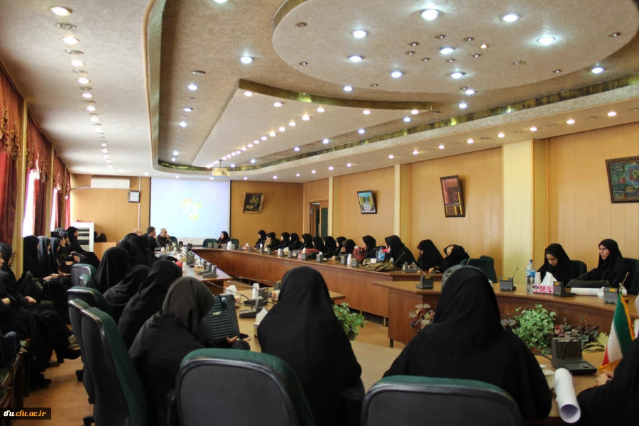 به همت گروه تربیت حرفه ای و انجمن پژوهش برگزار شد.