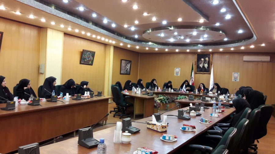 جلسه معارفه مشاوران تربیتی و بالینی پردیس فاطمه الزهرا(س) برگزار شد.