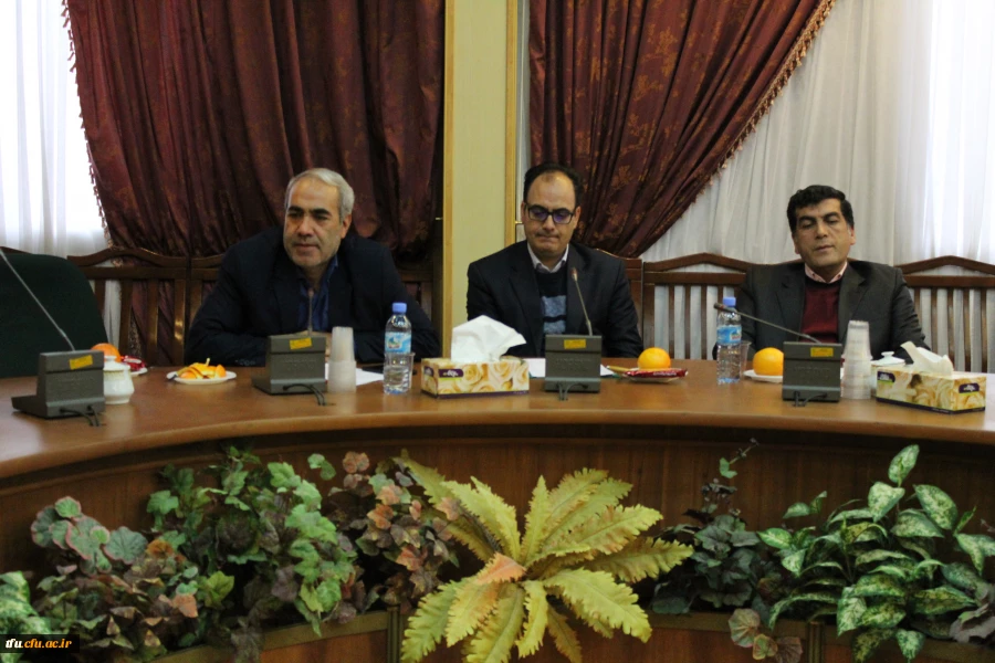 مراسم تجلیل از دانشجویان برتر حوزه های پژوهشی و فرهنگی در پردیس فاطمه الزهرا(س)