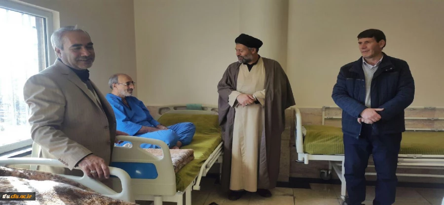 به مناسبت دهه فجر در پردیس فاطمه الزهرا(س) اجرا شد. 2