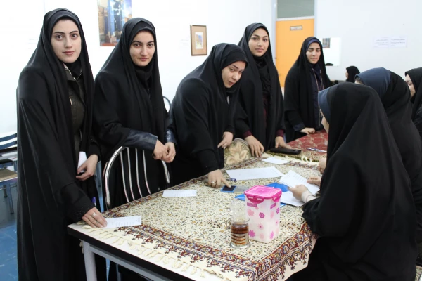 انتخابات انجمن ورزشی خوابگاهها در پردیس فاطمه الزهرا(س) تبریز برگزار شد.