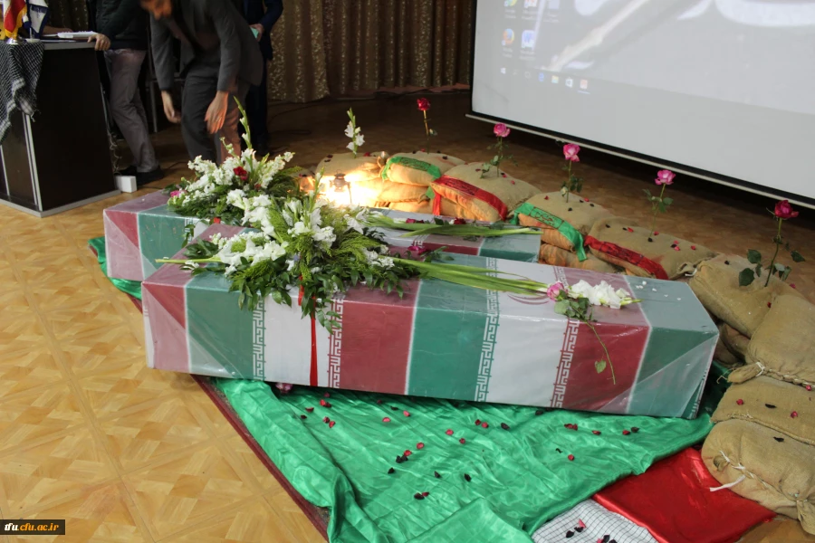 پردیس فاطمه الزهرا(س) میزبان لاله ها