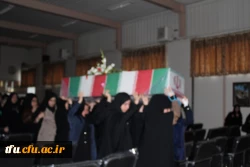 پردیس فاطمه الزهرا(س) میزبان لاله ها