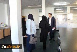 بازدیدکارشناسان آزمایشگاه سازمان مرکزی از آزمایشگاههای فیزیک و شیمی  پردیس فاطمه الزهرا(س)