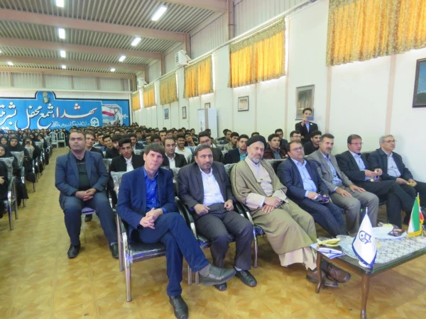 جشن نیمه شعبان در پردیس فاطمه الزهرا(س) برگزار شد.