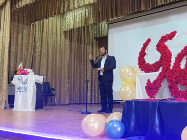 جشن نیمه شعبان در پردیس فاطمه الزهرا(س) برگزار شد.