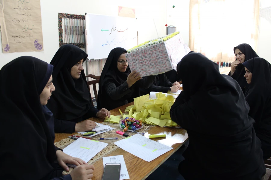 انتخابات کانون ها در پردیس فاطمه الزهرا(س) برگزار شد.