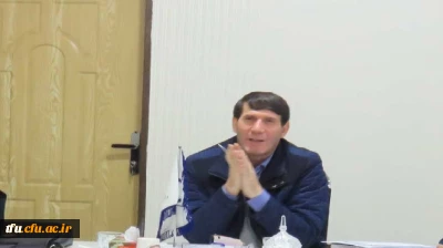 دکتر بدری  در نشست با مدیرکل امور بانوان و خانواده استانداری مطرح کرد:
تعامل بیشتر دانشجومعلمان خواهر با حوزه های مختلف بانوان استانداری به حفظ سلامت روانی، جسمانی آنان کمک خواهد کرد.