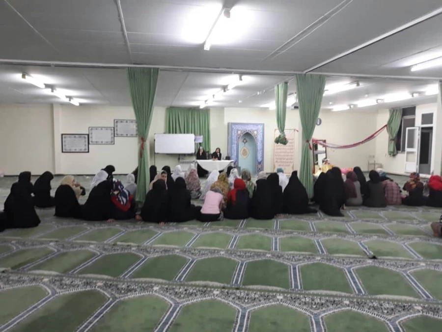 کارگاه آموزشی ازدواج  در پردیس فاطمه الزهرا(س) برگزار شد.