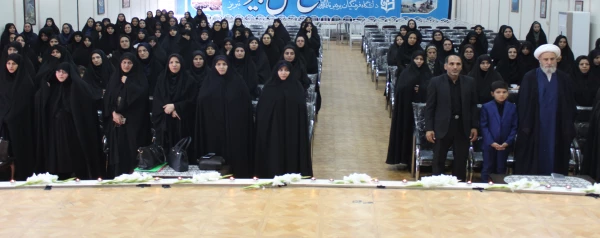 در آستانه سالگرد ارتحال امام خمینی(ره) در پردیس فاطمه الزهرا(س) صورت گرفت: 2