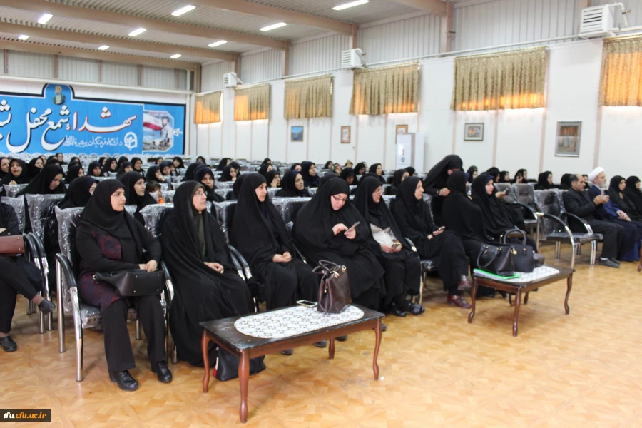 در آستانه سالگرد ارتحال امام خمینی(ره) در پردیس فاطمه الزهرا(س) صورت گرفت: