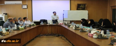 اولین جلسه کارگاه درس پژوهی در پردیس فاطمه الزهرا(س) صورت گرفت.