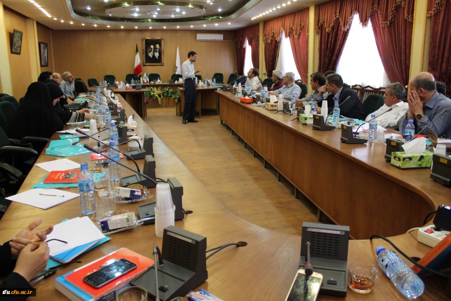 اولین جلسه کارگاه درس پژوهی در پردیس فاطمه الزهرا(س) صورت گرفت.