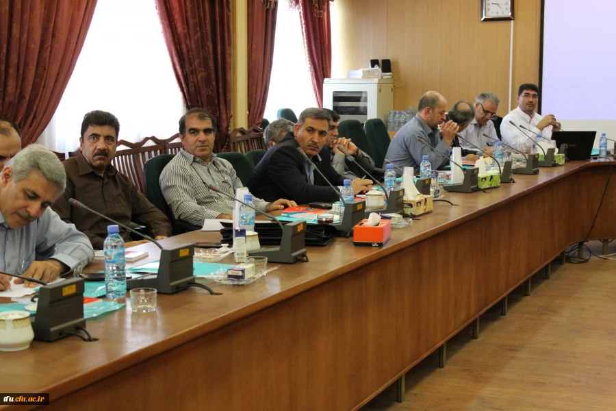 اولین جلسه کارگاه درس پژوهی در پردیس فاطمه الزهرا(س) صورت گرفت.