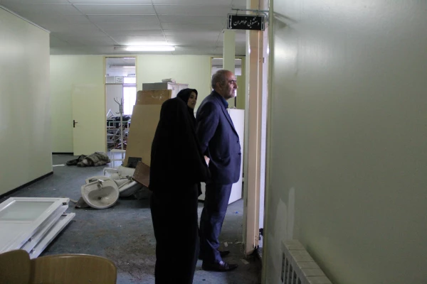 ریس شورای شهر تبریز به همراه مدیر کل آموزش و پرورش استان از پردیس فاطمه الزهرا(س) تبریز بازدید کردند.