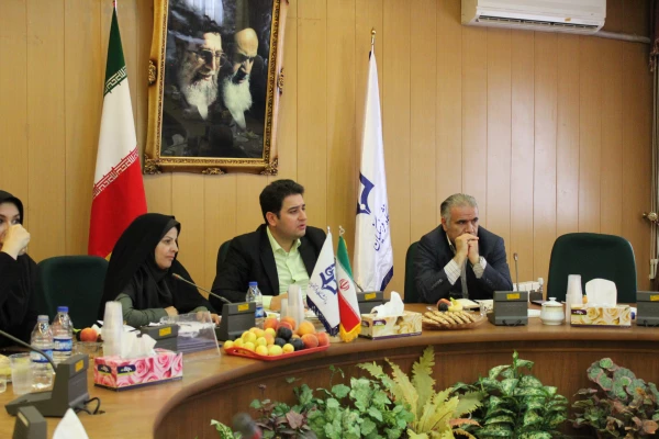 بازدید دکتر روشندل از فضایها و امکانات پردیس