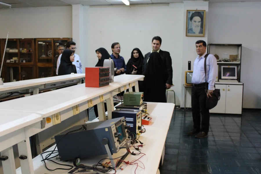 بازدید دکتر روشندل از فضایها و امکانات پردیس