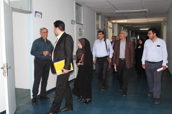 بازدید دکتر روشندل از فضایها و امکانات پردیس