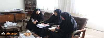 سرپرست پردیس فاطمه الزهرا(س) در جلسه با مدیر امور بانوان استانداری عنوان کرد:
برنامه ریزی دقیق روی قشر جوان و معلم ریشه حل مسائل و مشکلات جامعه در بحث اعتقادی و دینی است