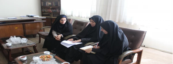 سرپرست پردیس فاطمه الزهرا(س) در جلسه با مدیر امور بانوان استانداری عنوان کرد:
برنامه ریزی دقیق روی قشر جوان معلم ریشه حل مسائل و مشکلات جامعه در بحث اعتقادی و دینی است 2