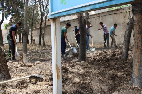 به همت معاونت توسعه منابع ایجاد محیط با نشاط برای دانشجویان در پردیس فاطمه الزهرا(س) محقق شد.