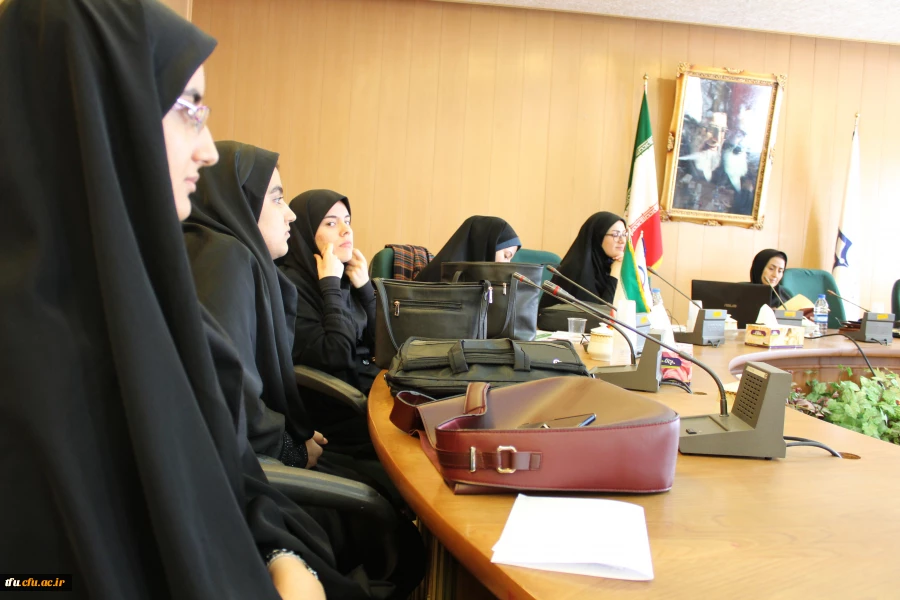 کارگاه مهندسی ذهن و آموزش مهارتهای زندگی در پردیس فاطمه الزهرا(س) برگزار شد