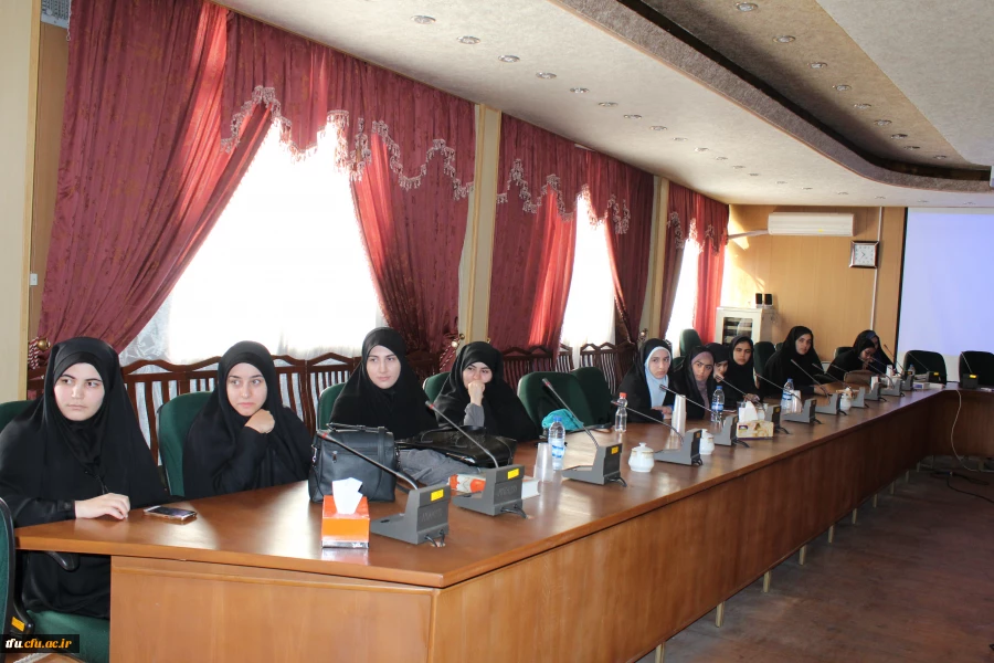 امور دانشجویی پردیس با همکاری دانشکده پزشکی علوم اجتماعی برگزار کرد.