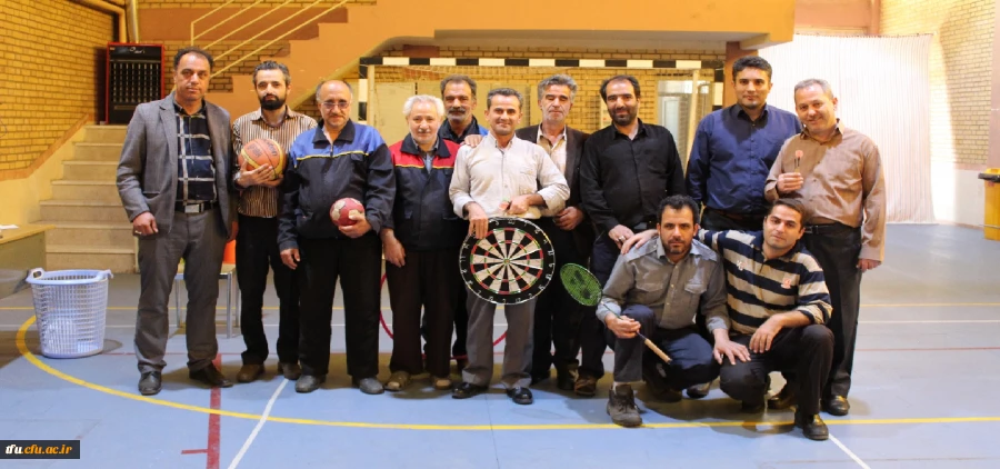 مسابقه ورزشی بین کارکنان خواهر و برادر پردیس برگزار شد. 2