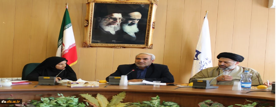 دکتر خدیوی در جمع اعضای هیئت علمی پردیس فاطمه الزهرا(س)
دانشگاه محلی برای پرورشگاه اندیشه هاست نه کشتارگاه اندیشه، 2