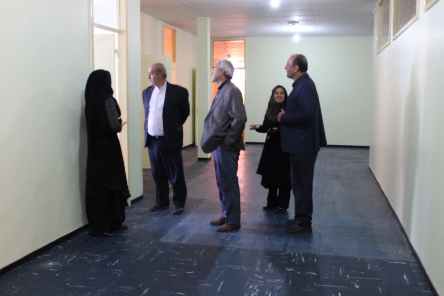 مدیر امور مالی دانشگاه فرهنگیان از سراهای دانشجویی پردیس فاطمه الزهرا(س) بازدید کرد