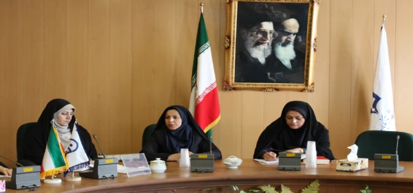 جلسه شورای پژوهشی پردیس فاطمه الزهرا(س) با حضور کلیه اعضاء برگزار شد 2