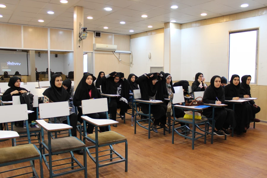 کارگاه کمک های اولیه در پردیس فاطمه الزهرا(س) برگزار شد