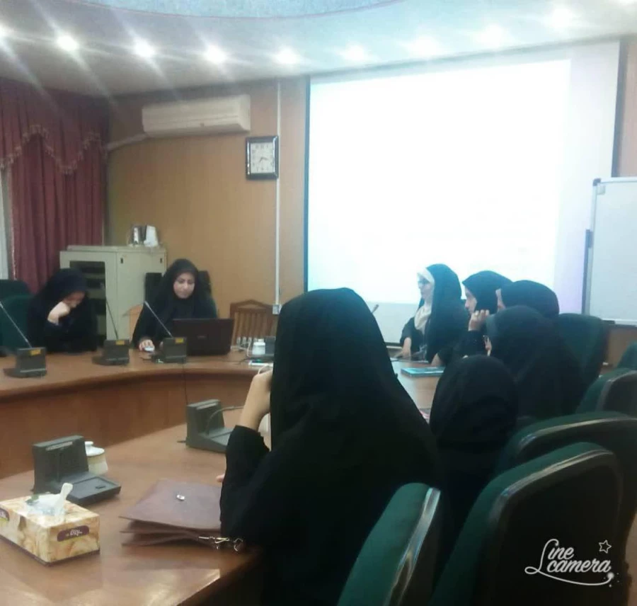 کارگاه برقراری ارتباط موثر ویژه دانشجویان متاهل در پردیس فاطمه الزهرا برگزار شد.