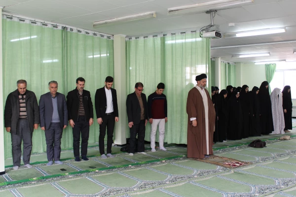 برگزاری جشن آغاز امامت امام عصر(عج) در پردیس فاطمه الزهرا(س) با حضور نماینده ولی فقیه شهرستان جلفا