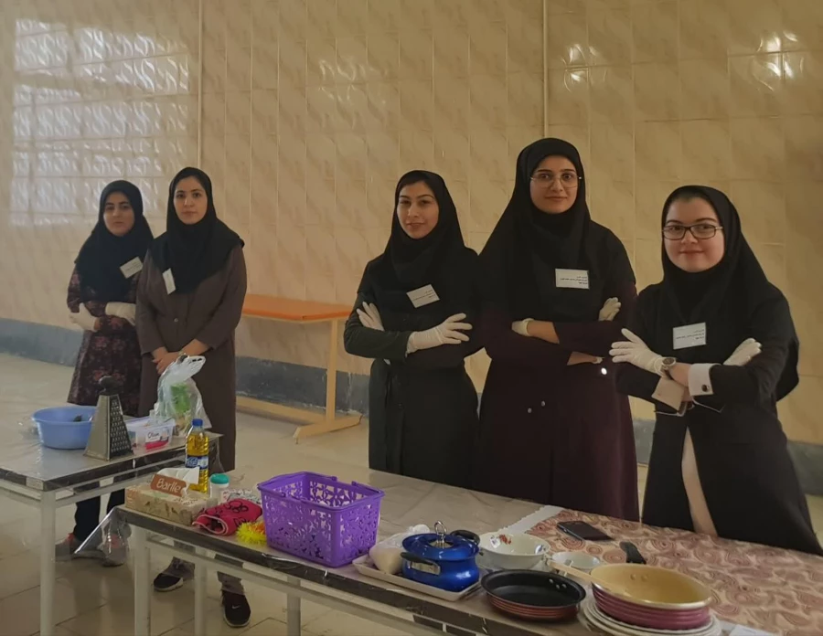 جشنواره غذای سالم در پردیس فاطمه الزهرا(س) تبریز برگزارشد