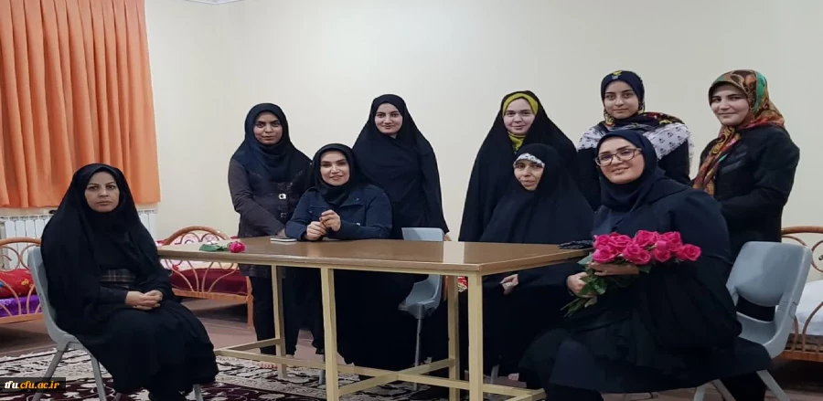 اهدا گل به مناسبت تبریک روز دانشجو  2