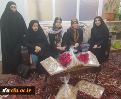 اهدا گل به مناسبت تبریک روز دانشجو