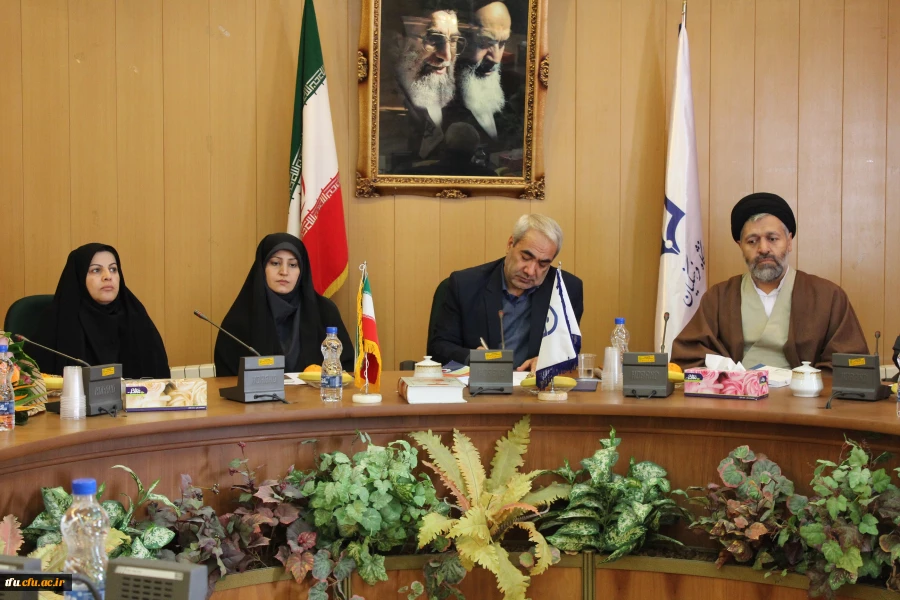 آیین تکریم و معارفه سرپرست پردیس فاطمه الزهرا(س) تبریز