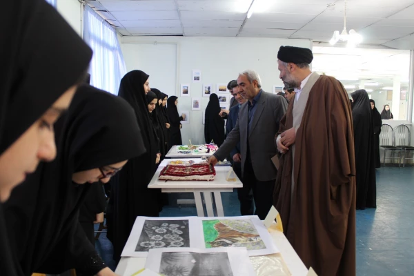 به مناسبت هفته پژوهش برگزار شد