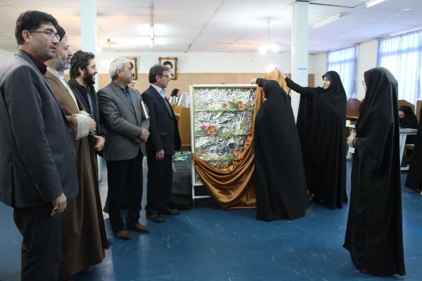 به مناسبت هفته پژوهش برگزار شد